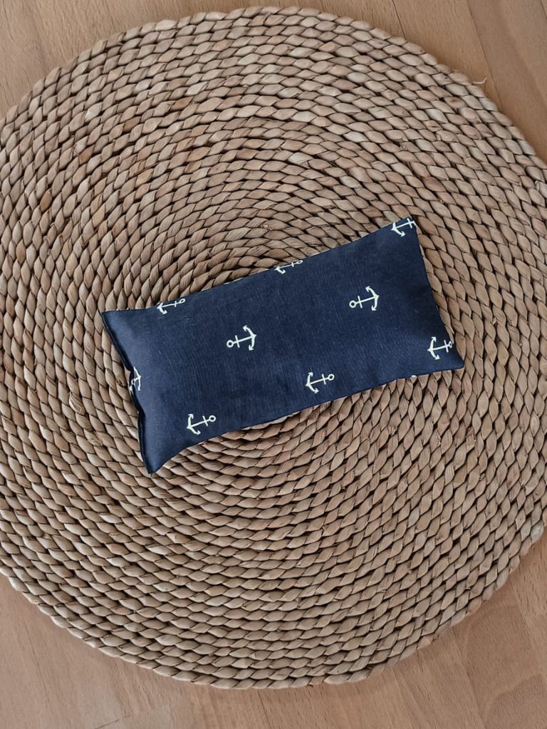 Chillow בד כותנה נייבי עם עוגן Yogachillow