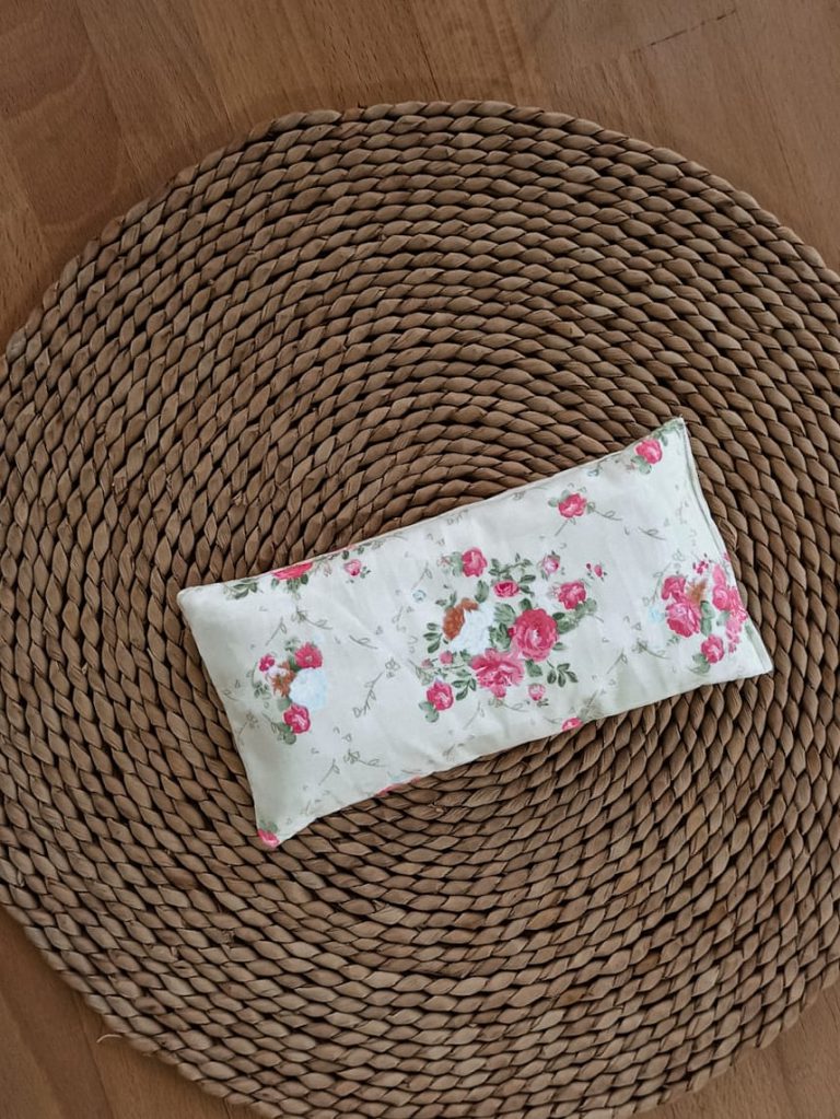 Chillow בד כותנה פרחוני גוון בהיר א Yogachillow